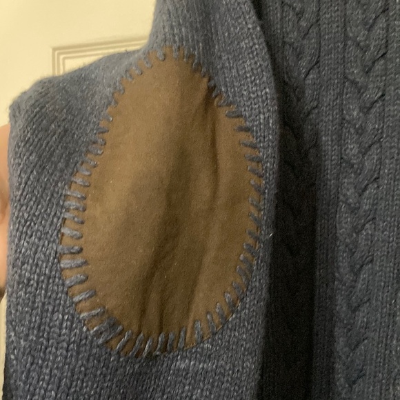 Men's Blue Cable Knit Sweater with suede elbow patches - Picture 3 of 8